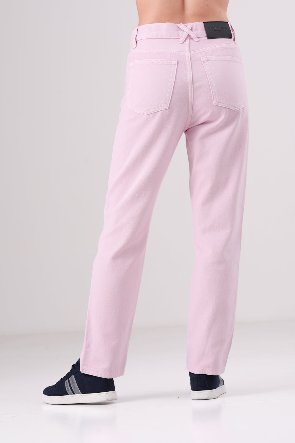 מכנסי ג'ינס בויפרנד לנשים