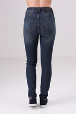 מכנס ג'ינס סקיני