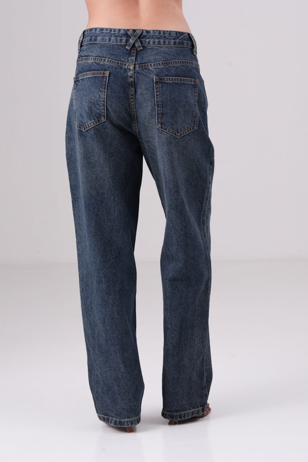 מכנס ג'ינס ישר