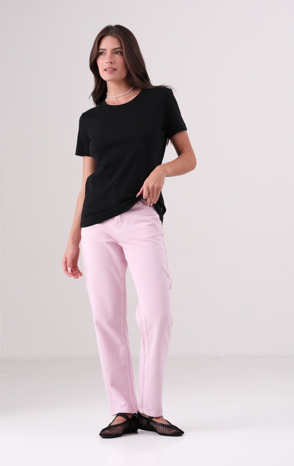 חולצת טי צווארון עגול לנשים