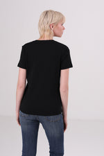 טישירט בייסיק צווארון וי