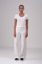 טישירט בייסיק צווארון עגול עמוק