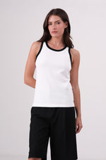 גופיה עם גימור קונטרסטי לנשים