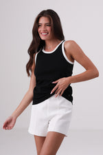 גופיה עם גימור קונטרסטי לנשים