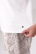 חולצה ללא שרוול עם כריות כתפיים