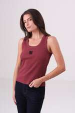 גופיה עם רקמת לוגו 