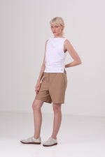 גופיה עם כיווצים בצדדים 