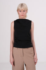 גופיה עם כיווצים בצדדים 