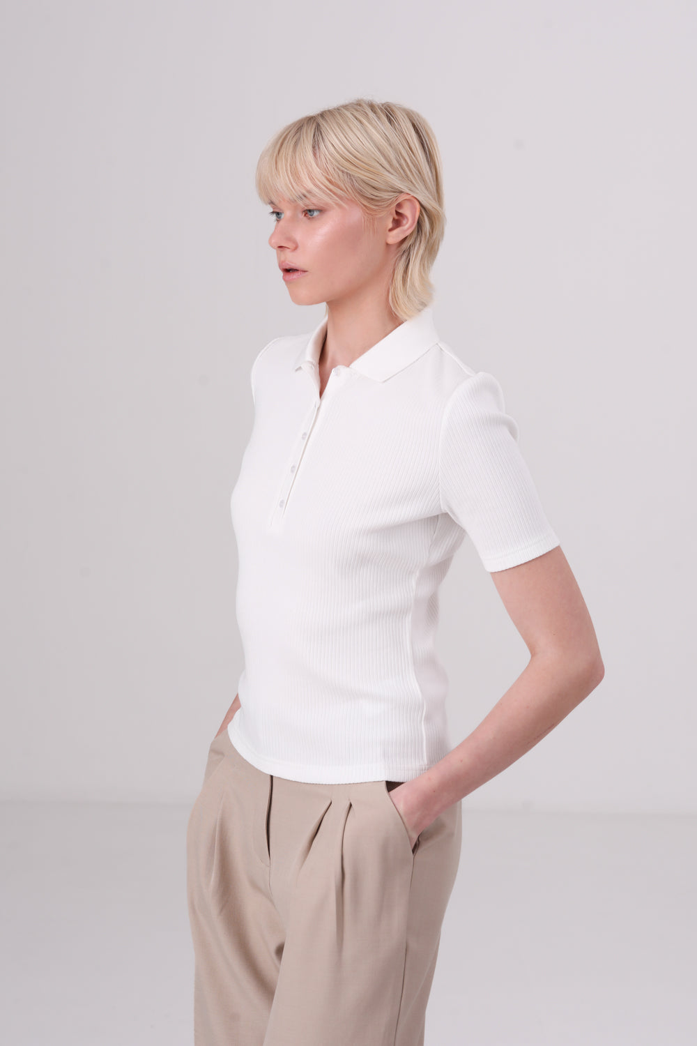 חולצת פולו ריב עם שרוולים קצרים