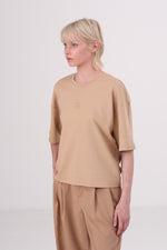 חולצת טי אוברסייז עם לוגו רקום