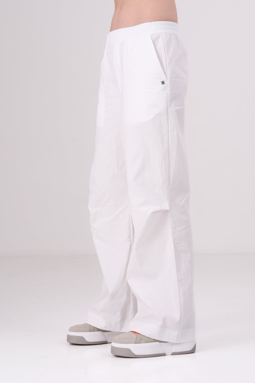 מכנס ארוך מתרחב לנשים