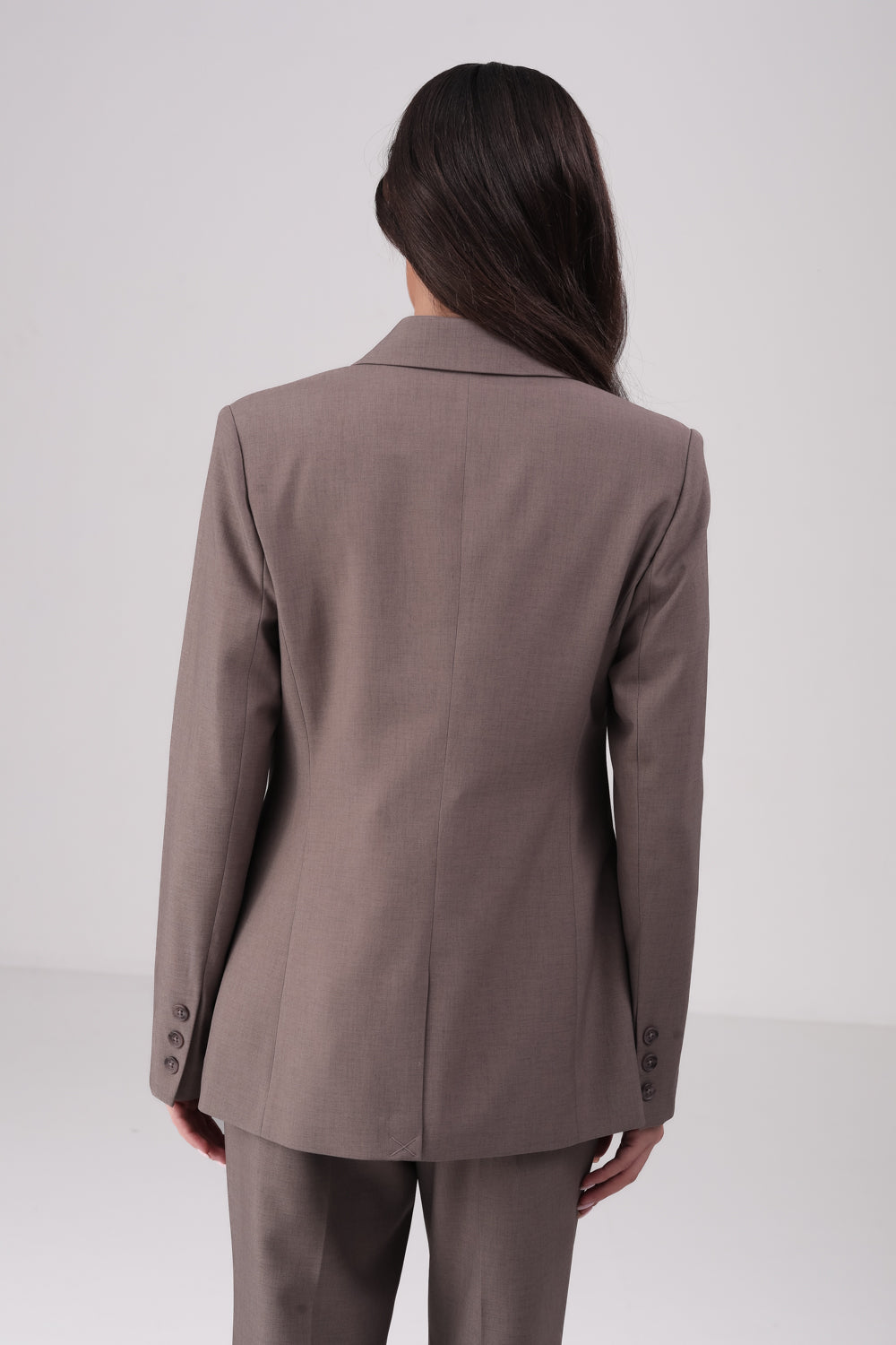 בלייזר אוברסייז בצבע חום