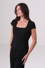 טופ צמוד עם רוכסן