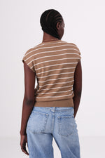 חולצת סריג עם שרוולים קצרים לנשים