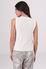 גופיית סריג ללא שרוולים עם טקסטורה לנשים