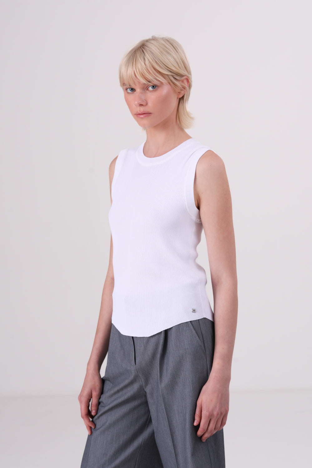 גופיית ריב לנשים