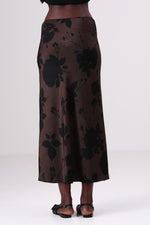 חצאית עם הדפס פרחוני לנשים