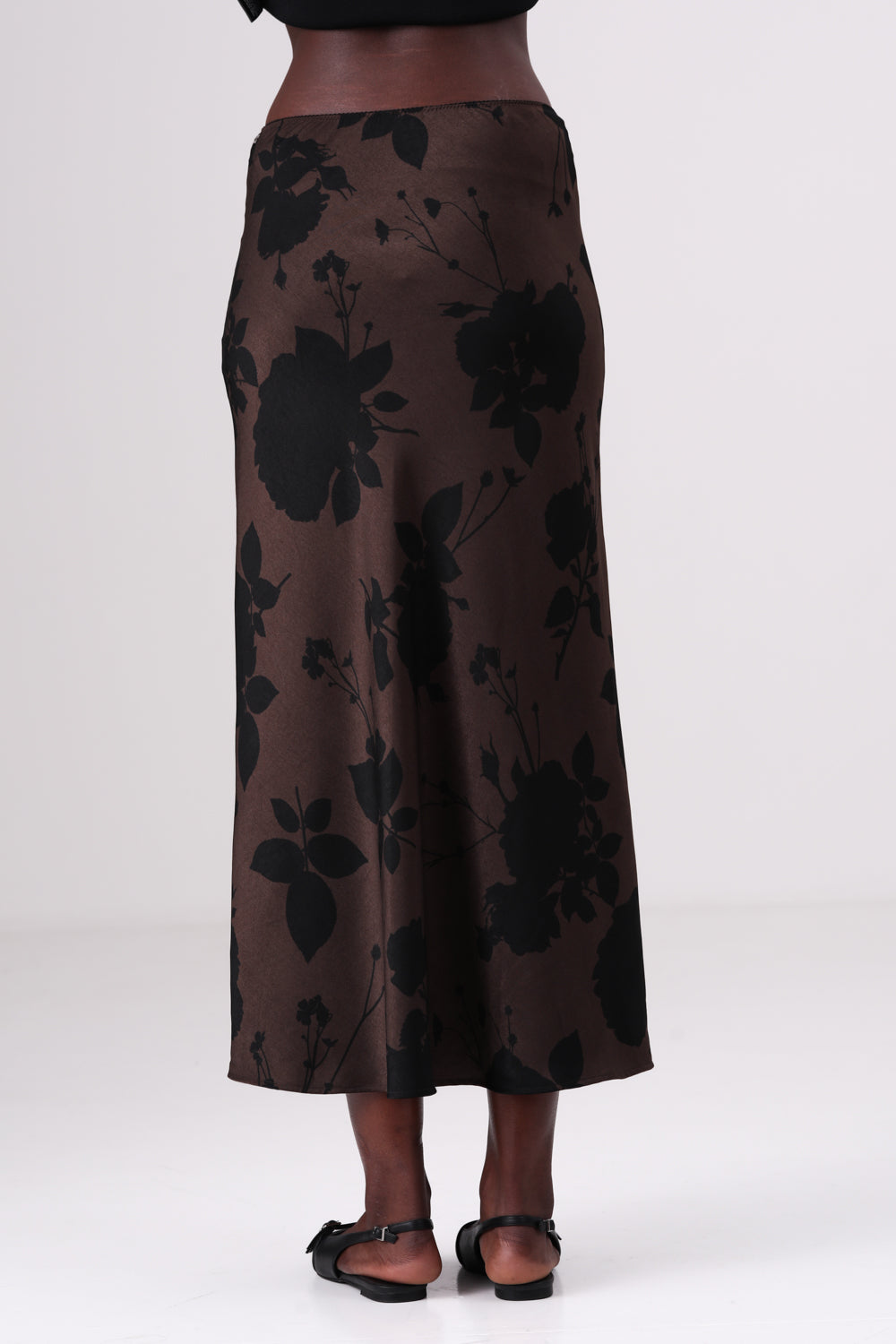 חצאית עם הדפס פרחוני לנשים