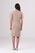 שמלה עם כיווצים לנשים