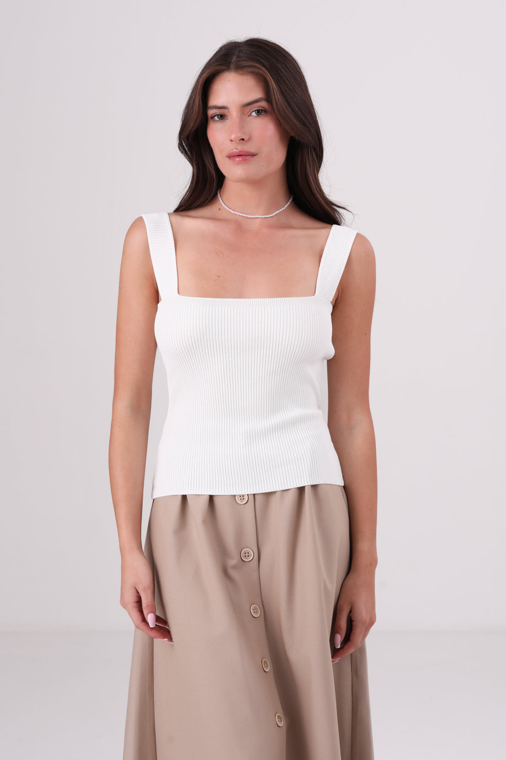 גופיית סריג עם כתפיות ריב לנשים