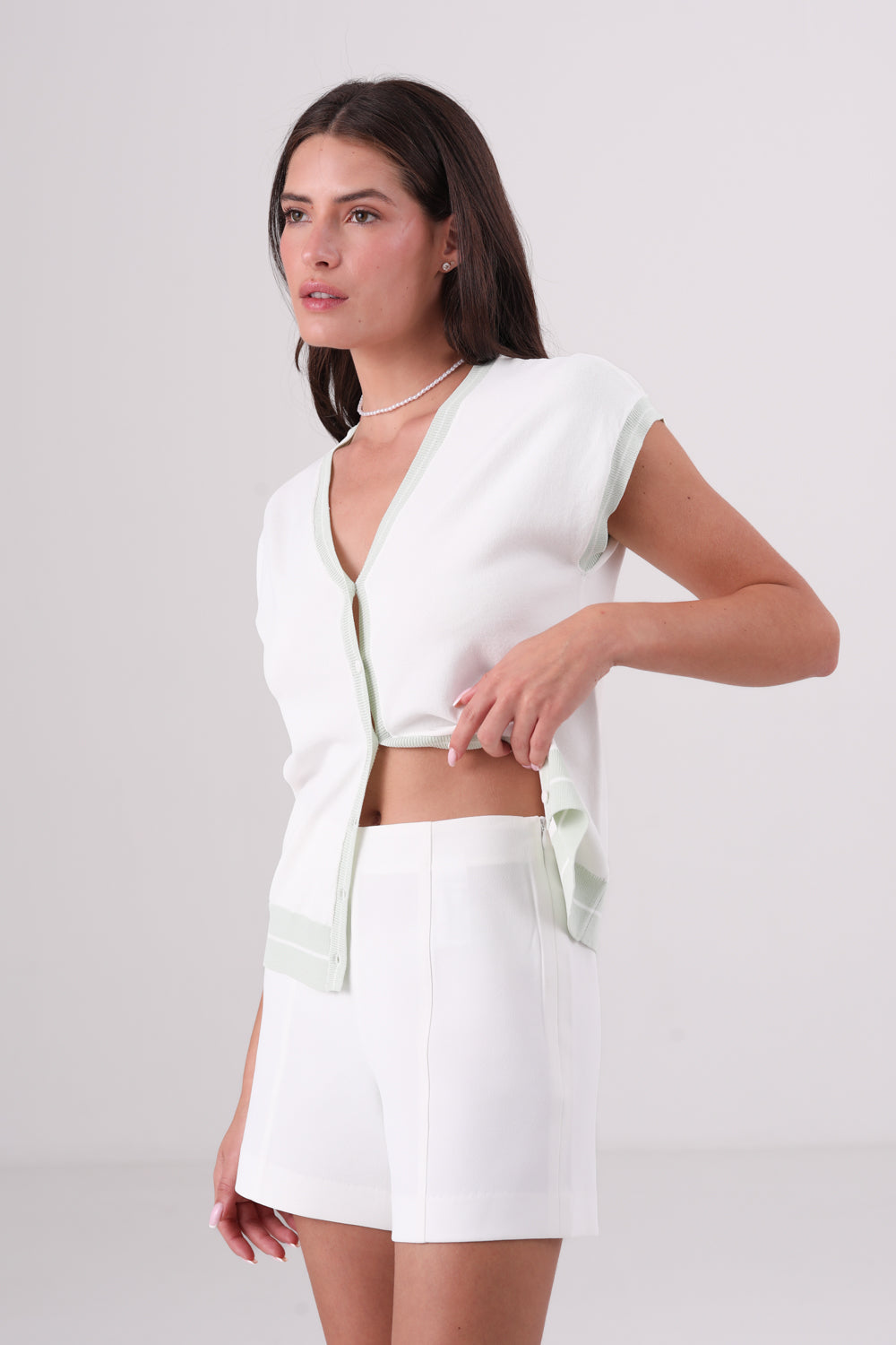 עליונית סריג קצרה לנשים