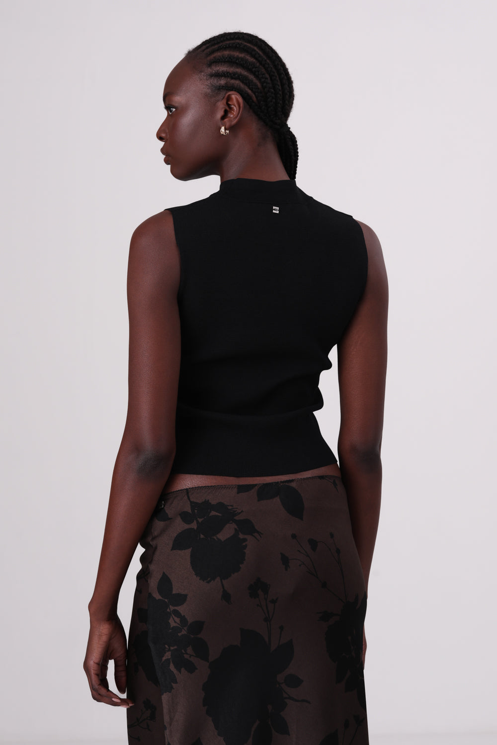 גופיית סריג עם לולאה