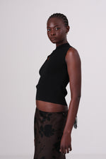 גופיית סריג עם לולאה