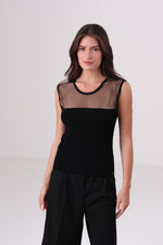 גופיית סריג שקופה חלקית