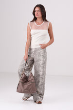 גופיית סריג שקופה חלקית