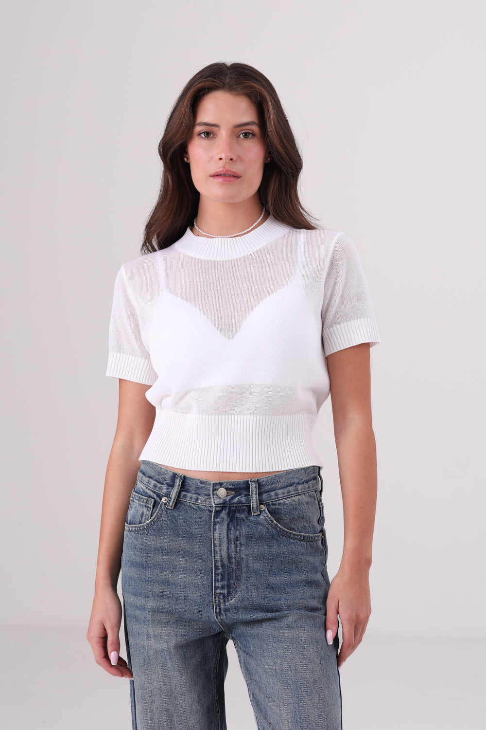 חולצת סריג עם שרוולים קצרים לנשים