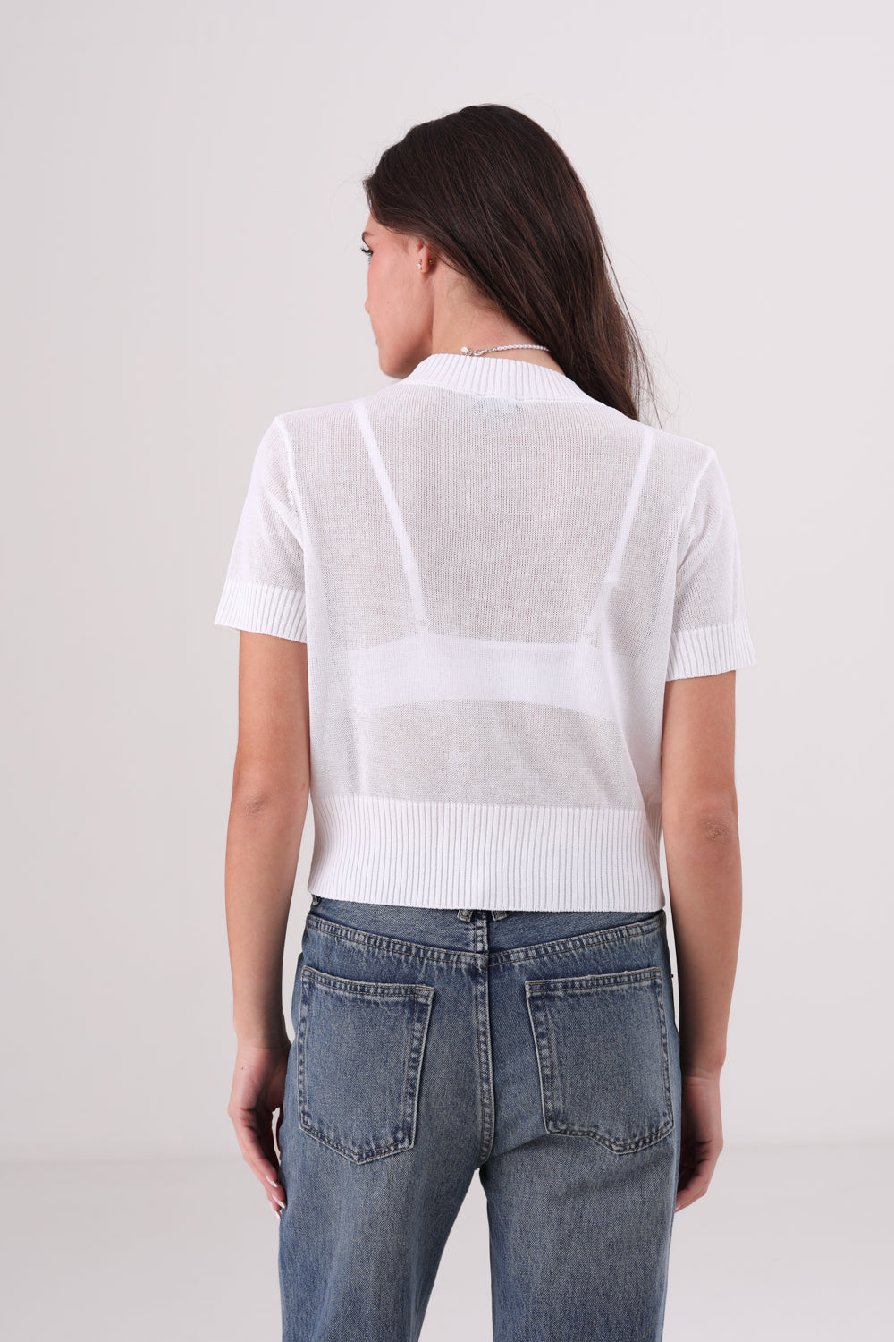 חולצת סריג עם שרוולים קצרים לנשים