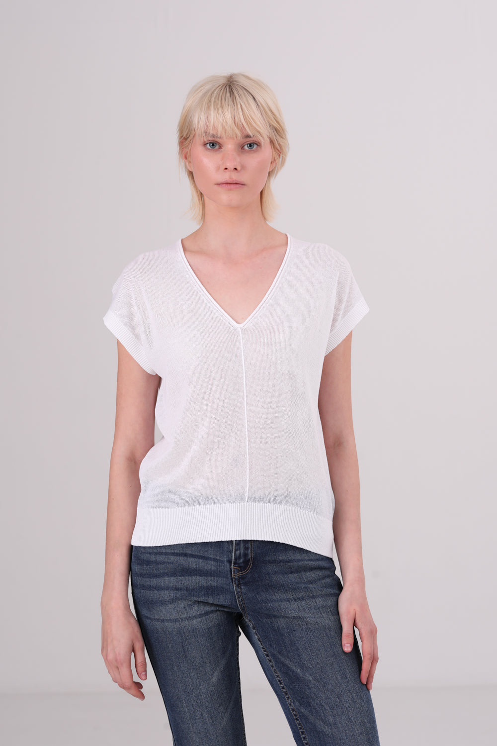 חולצת סריג עם כתף רחבה לנשים