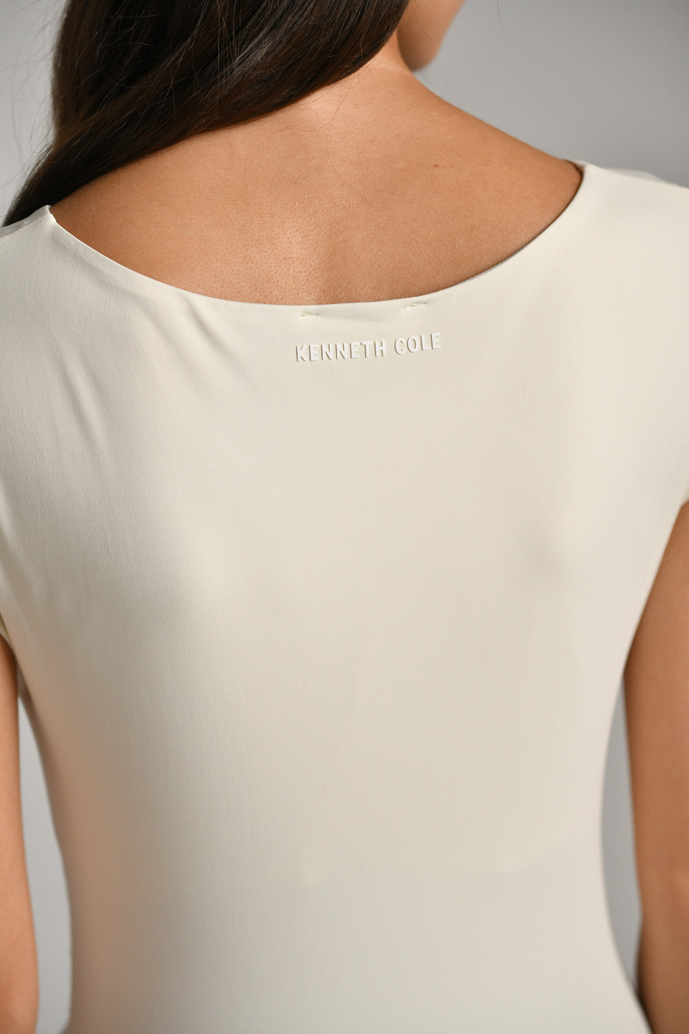 טופ אלסטי ללא מפתח לנשים