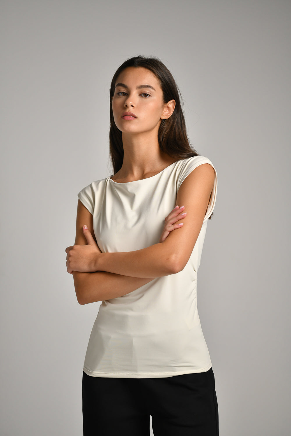 טופ אלסטי ללא מפתח לנשים