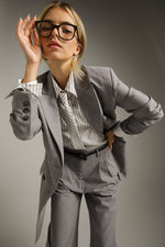 בלייזר בגזרת אוברסייז עם חגורת מותן | קנת קול