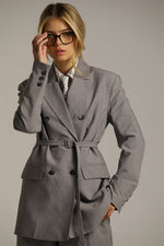 בלייזר בגזרת אוברסייז עם חגורת מותן | קנת קול