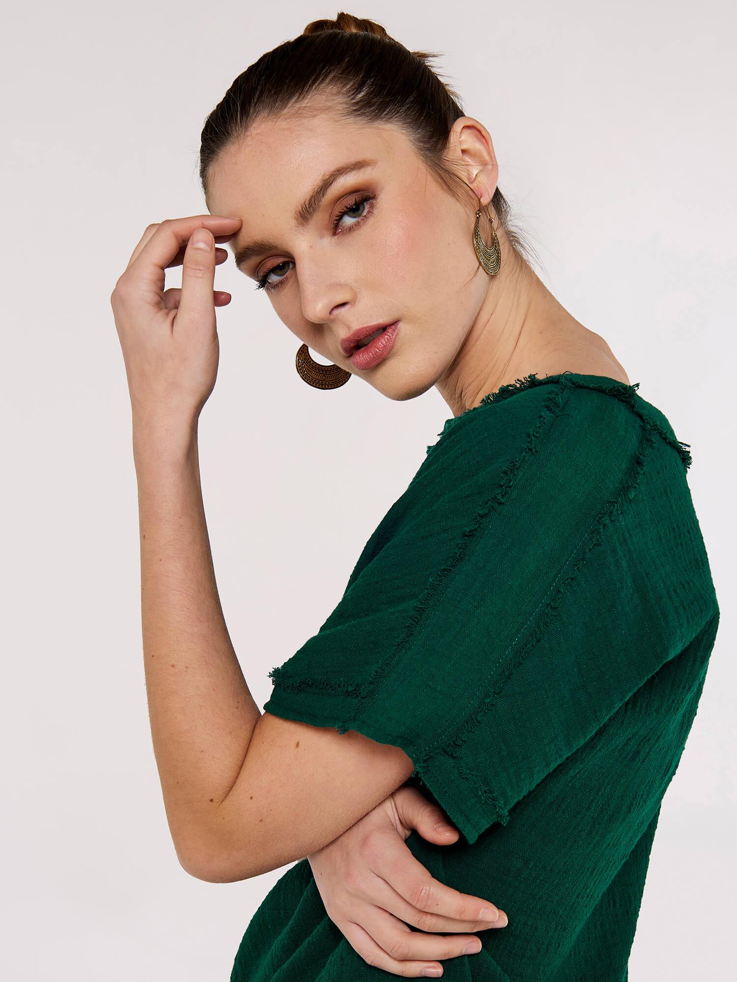 טישירט קצרה בצבע ירוק - MASHBIR//365