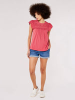 חולצת ג'רסי עם פתחים בצבע ורוד - MASHBIR//365