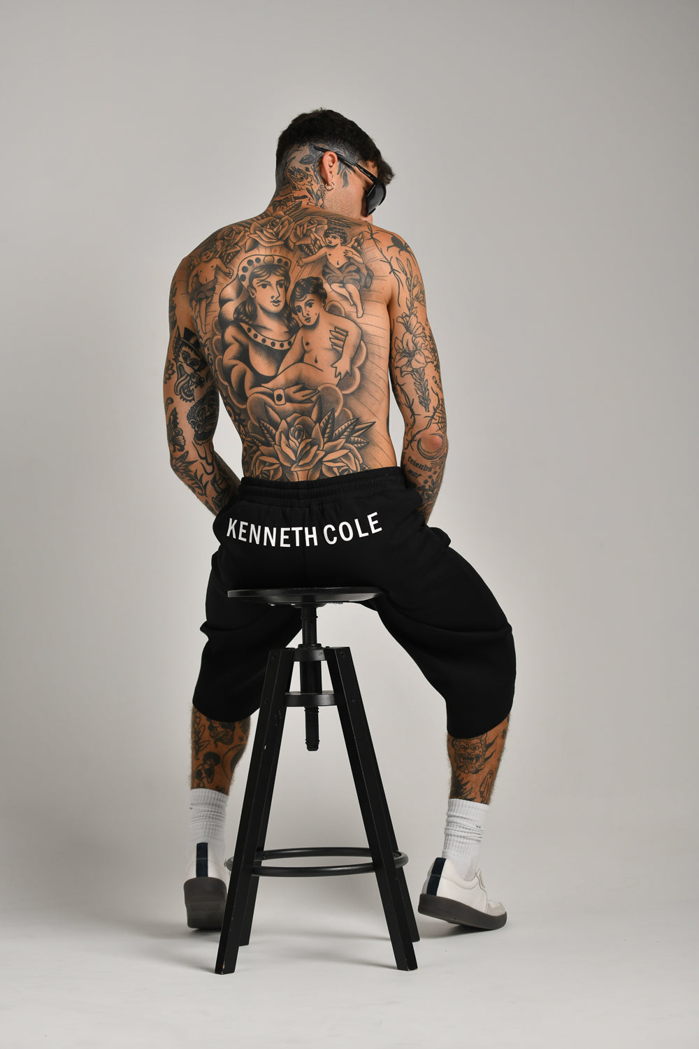 מכנסי ברמודה אוברסייז לגברים