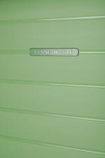 מזוודה קשיחה טרולי עלייה למטוס 19" מדגם INFLUENCE בצבע ירוק בהיר