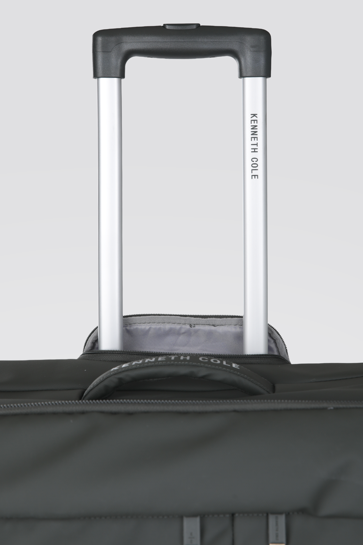 מזוודת בד גודל 20" אינץ' | קנת קול