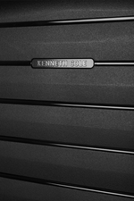 מזוודה קשיחה בינונית 25" מדגם INFLUENCE בצבע שחור