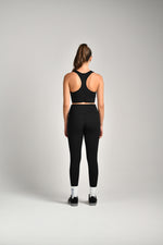 טייץ ספורט בגזרה גבוהה בצבע שחור