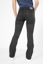 ג'ינס לנשים 315 Shaping Boot בצבע שחור