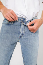 ג'ינס 511 SLIM FIT בצבע כחול בהיר