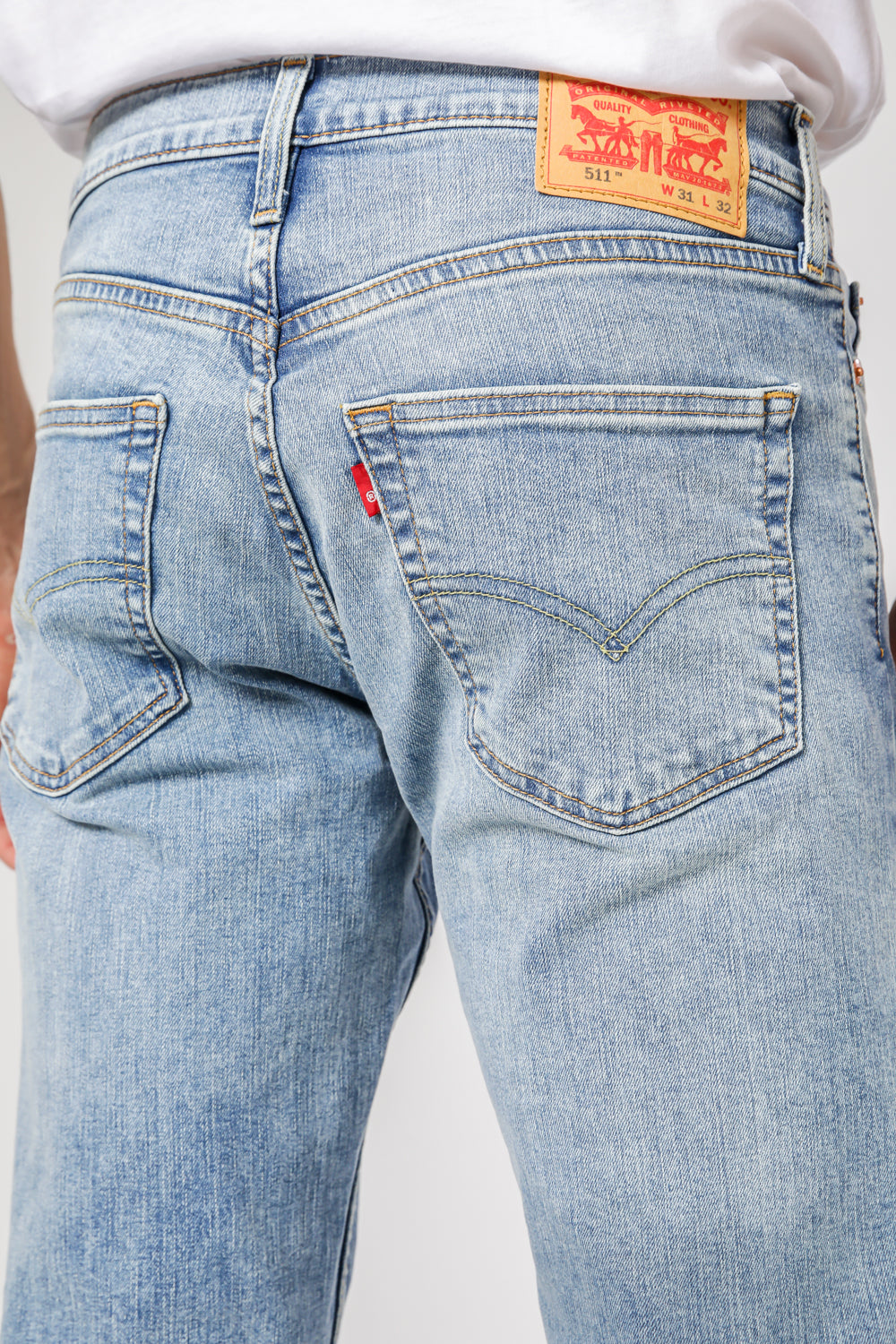 ג'ינס 511 SLIM FIT בצבע כחול בהיר