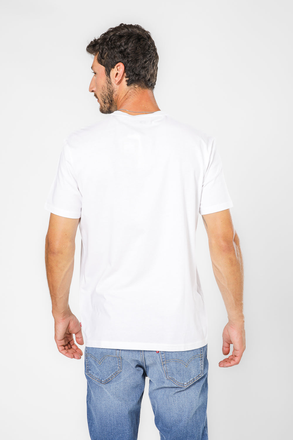 טישירט קצרה CALIFORNIA בצבע לבן