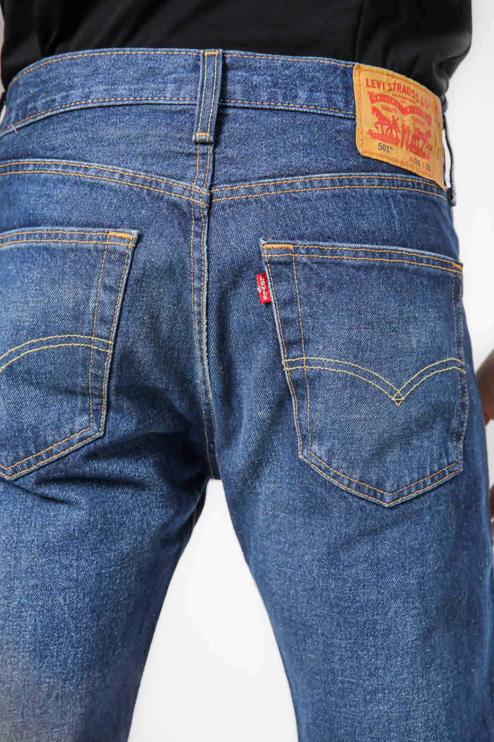 ג'ינס 501 בצבע כחול