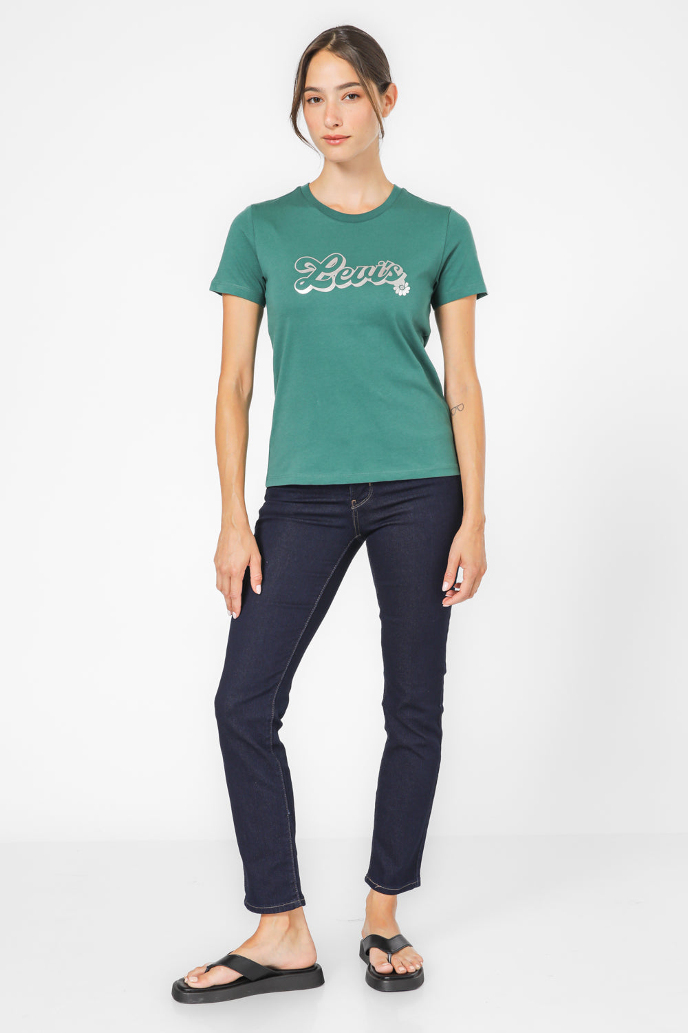 טישירט הדפס לוגו בצבע ירוק