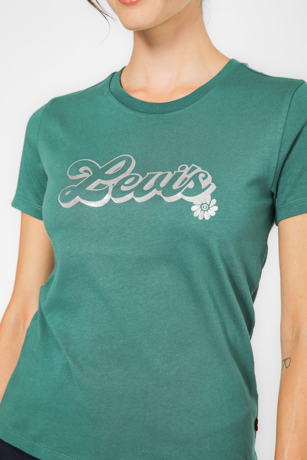 טישירט הדפס לוגו בצבע ירוק